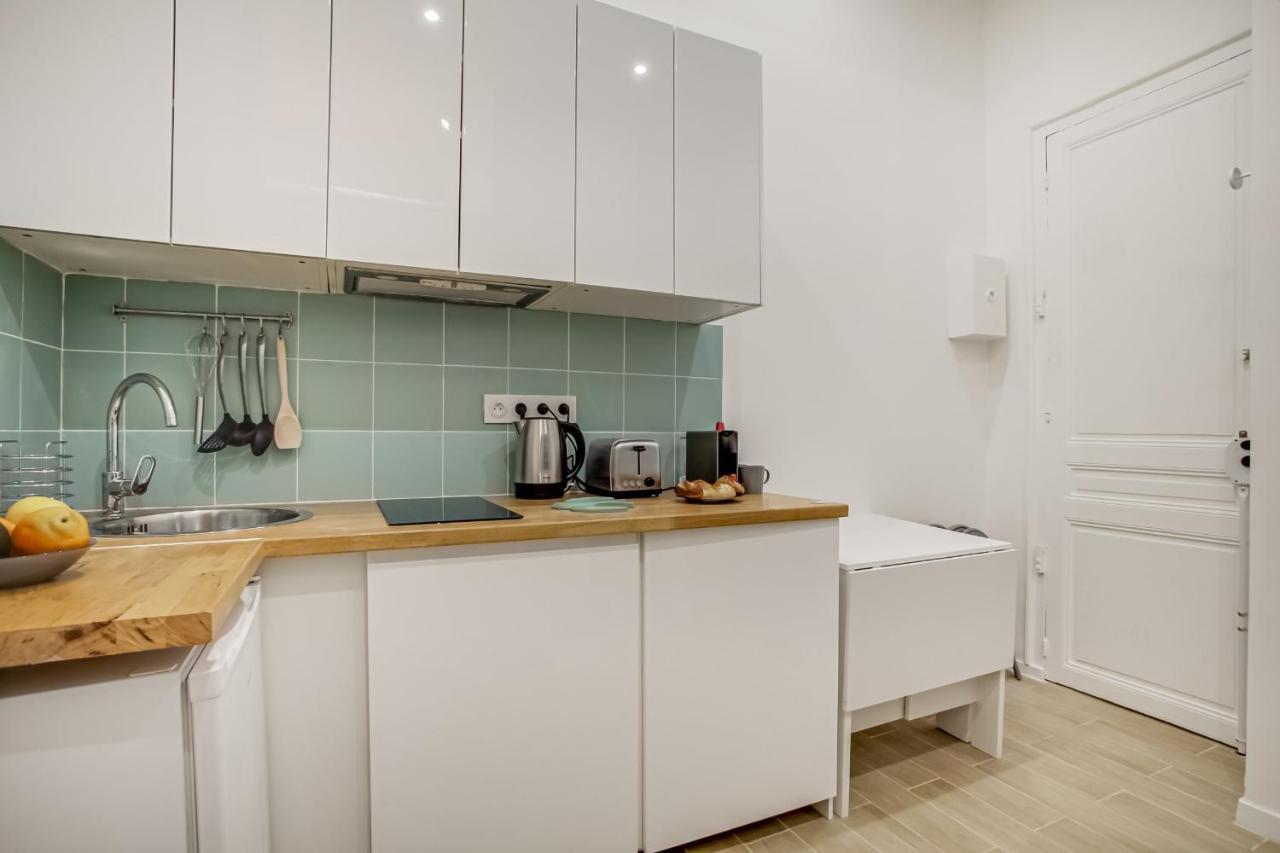 Flat For 4 Located In The Heart Of Paris Exteriör bild